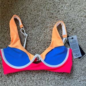 OneOne Leicy Bikini Top in color “Moshup”